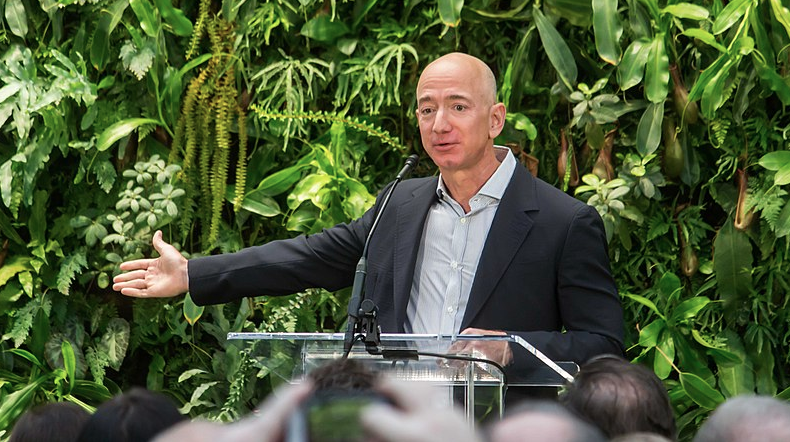 You are currently viewing How Jeff Bezos “Snubbing” eBay Hurt Their Stock